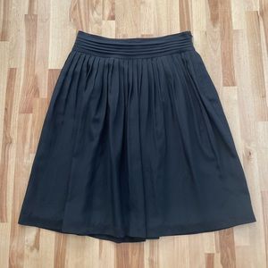 BANANA REPUBLIC pleated skirt